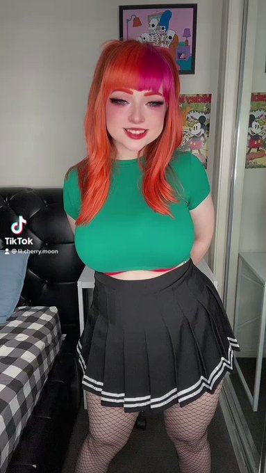 Hi 👋  #Evangelion #cosplay #anime https://t.co/8kDUeq2ZxX<a href="/tag/evangelion"class="tags">#Evangelion</a><a href="/tag/cosplay"class="tags">#cosplay</a><a href="/tag/anime"class="tags">#anime</a>