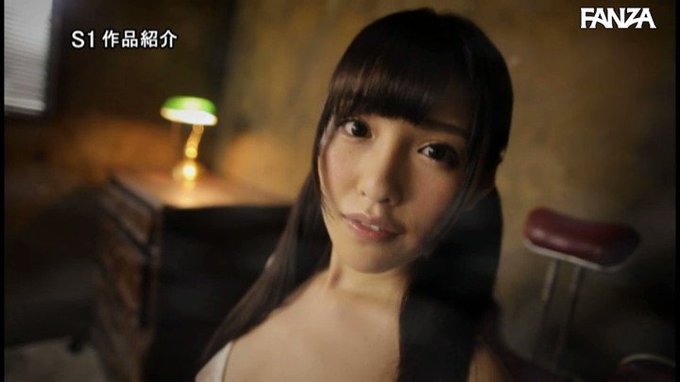 伝説の美少女、橋本ありなちゃんの48作品全てを収録した16時間の映像が、まさかのセールに登場です。

16時間で210円ってもはや意味が分かりません。こんなに可愛いありなちゃんの全てが丸見えです。 https://t.co/HIvVVGriyI