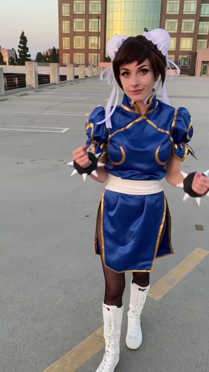Replying to @james099100 Here is an actual lore dive on Chun-Li in bot