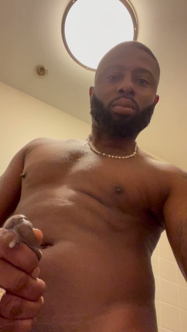 Dripping early in the morning   https://t.co/efeGFnAefl https://t.co/EglsCZeUYu