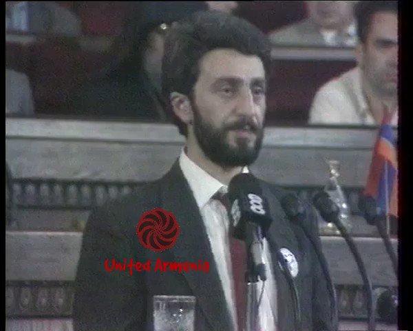 32 years ago, on a hot day on August 23, 1990, one of the most important words in modern history for our people was heard from the lips of Aram Manukyan in the Supreme Council of Armenia. Declaration of Independence of Armenia. #Armenia #Artsakh #Independence https://t.co/NDSm8gYADA