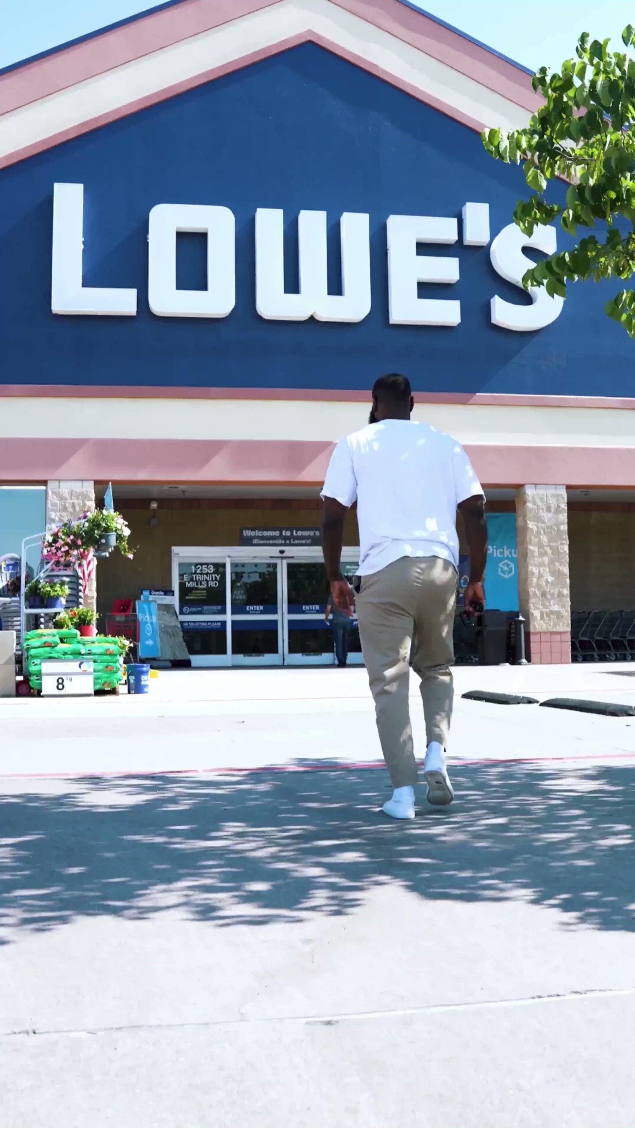 Lowe's on Twitter "A room refresh in 3 easy steps! 1. Find your