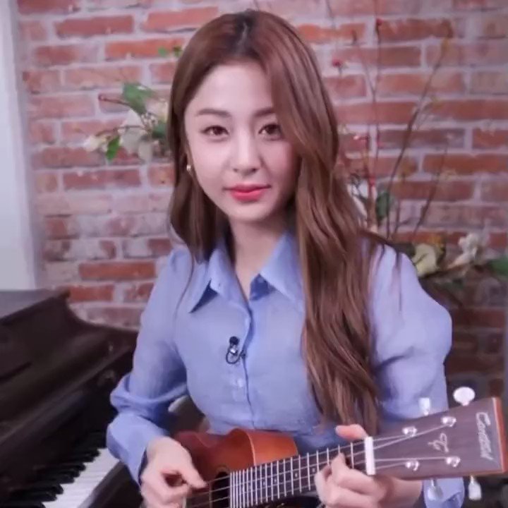 Yunjin. (@yuenjitn) / Twitter