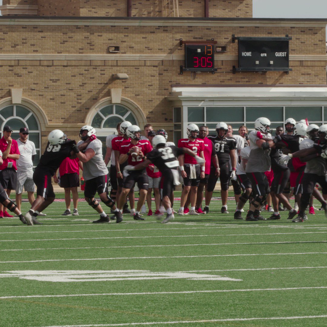 texas-tech-football-on-twitter-airing-it-out-tylershough2