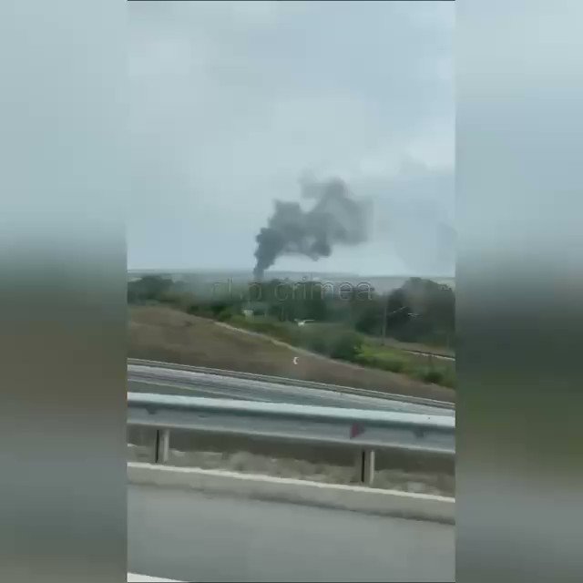 RT @Lyla_lilas: Bakhchisarai (Crimea).  Something is on fire https://t.co/ZAztpgVfTK