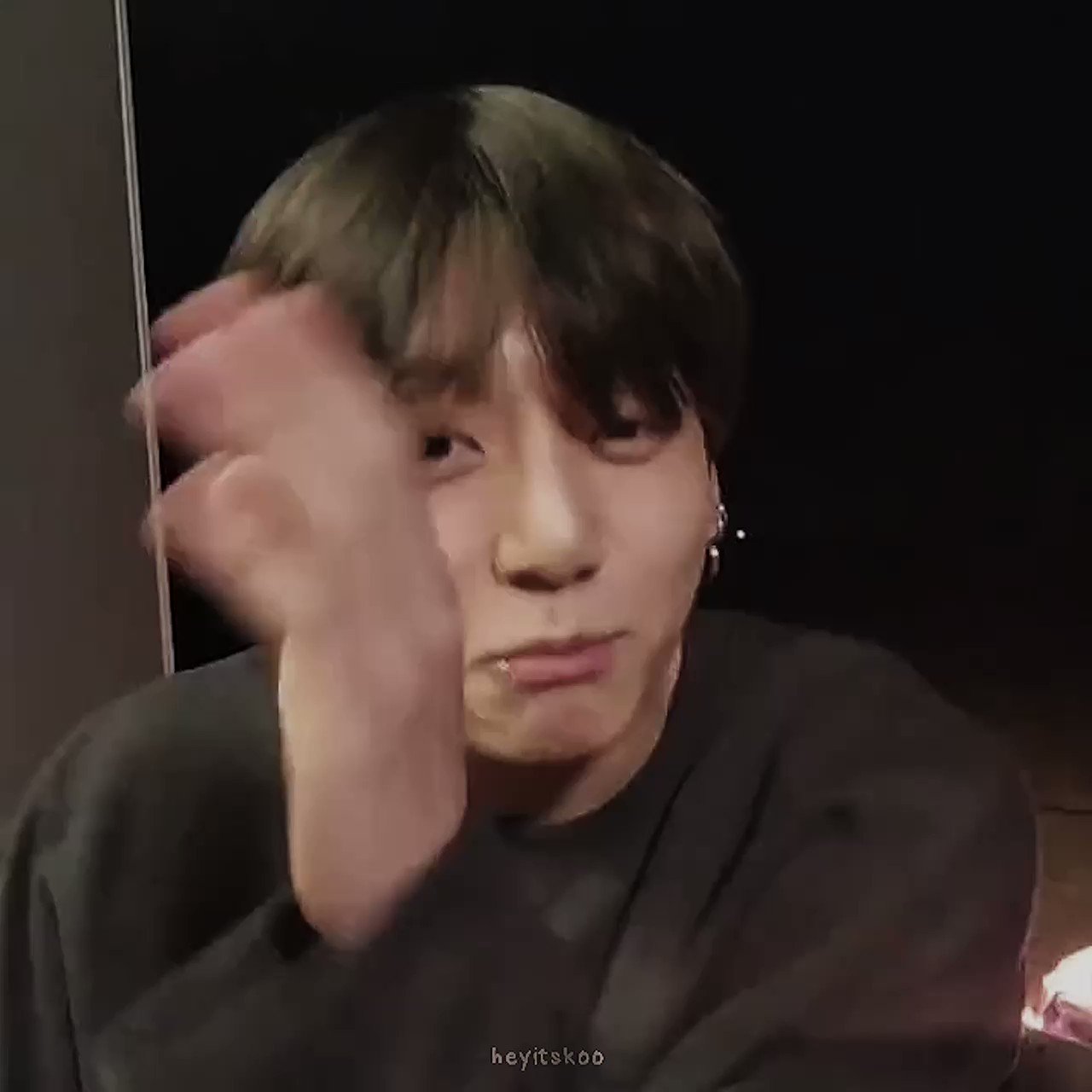heyitskoo-on-twitter-jungkook-rock-me-https-t-co-bdv2kzdwac