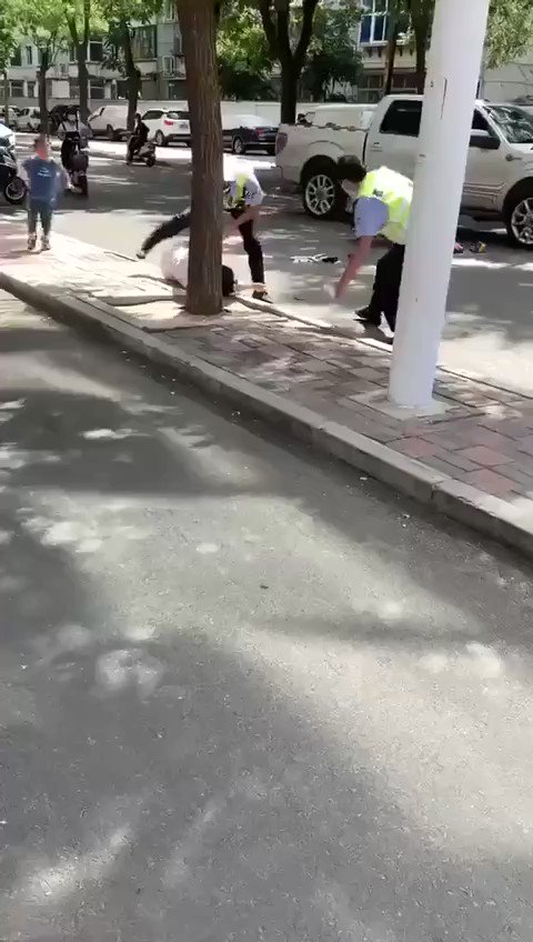 当着孩子的面操逼儿子    