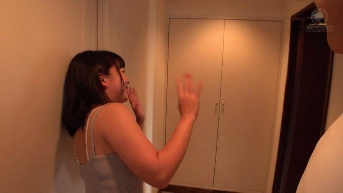 「絶対にコスるだけだからね！」と約束したのに、妹が可愛すぎて生おま●こに挿入してしまう我慢できない兄です。

こんなに可愛い妹がいたらこうなりますよね…

 https://t.co/DlzRkU4MJz