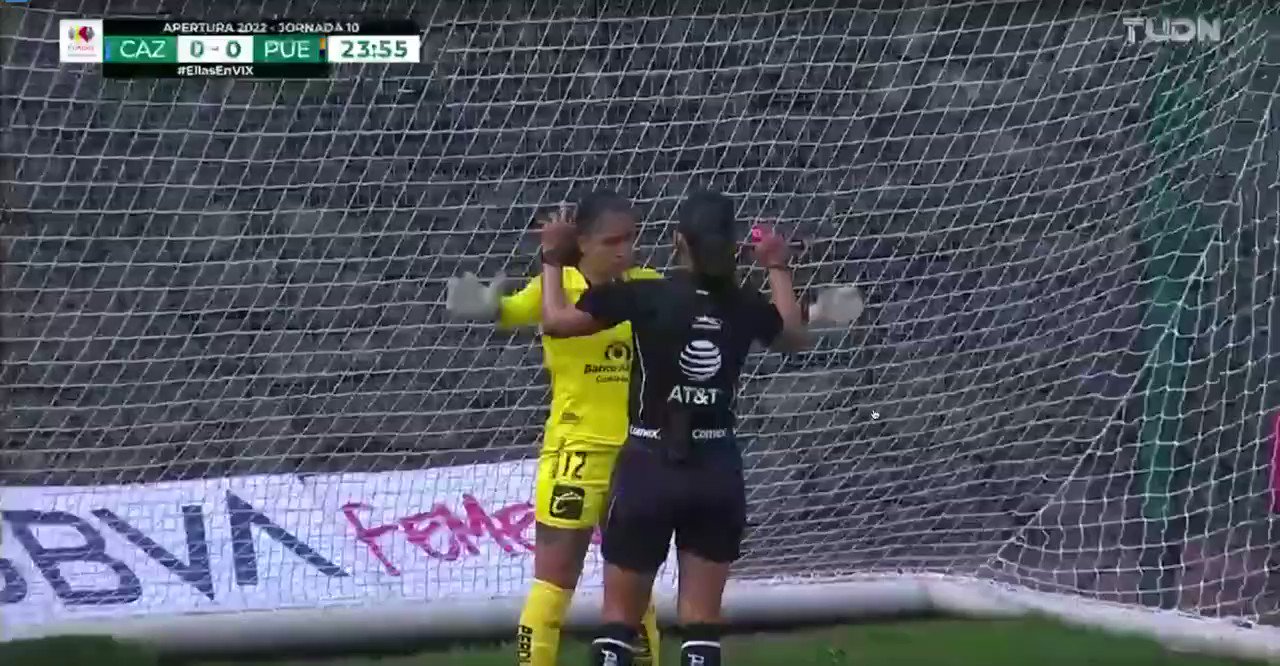 📹#NoTeLoPierdas 

¡¡¡G⚽⚽⚽L!!! 

Hireri Velázquez, desde el 🥅manchón penal, pone arriba a las celestes.

#VamosPorEllas👊🏼”