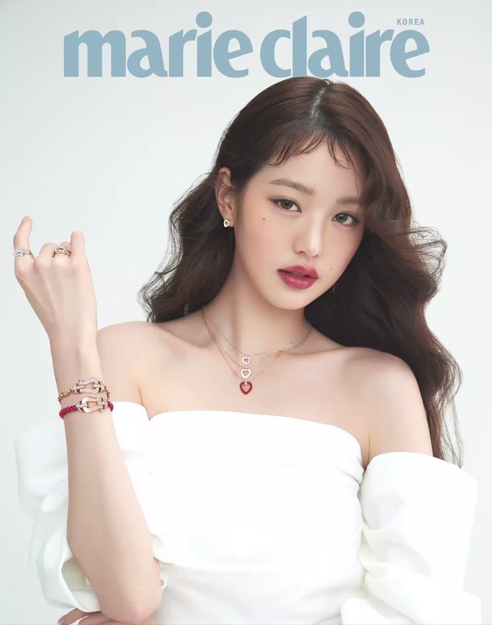 Marie Claire Korea On Twitter 제작협찬 Digiralcover 마리끌레르 첫 디지털 커버