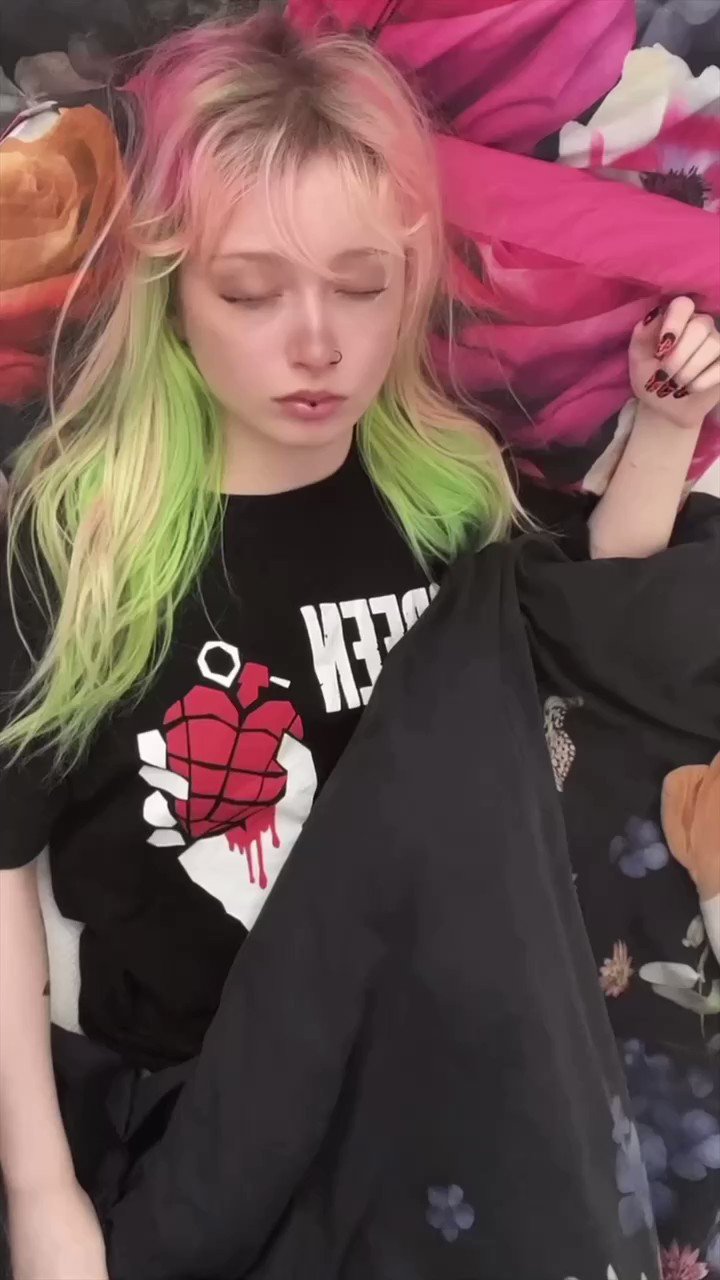 Eva Violet on Twitter "Misa misa οΈβπ₯ CORPSE scarlxrd https //t.co