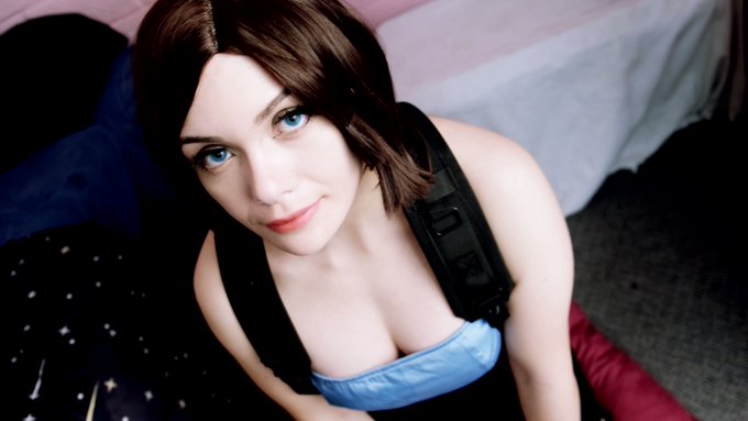 It seems like Jill Valentine is having some trouble... 
#JillValentine #ResidentEvil #cosplay https://t