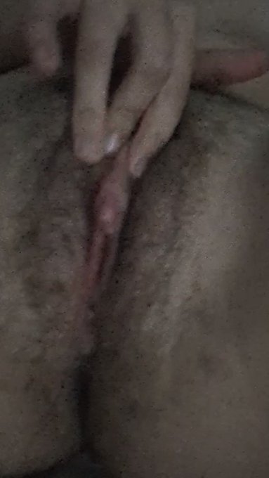 You like the sound of my moan? Be a good boy and lick daddy's dick and I'll let you hear it again ?
Full