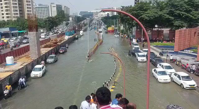 WATCH | Bengaluru Turns into 'Venice' As Roads Flooded Following Heavy  Rain; Yellow Alert Sounded