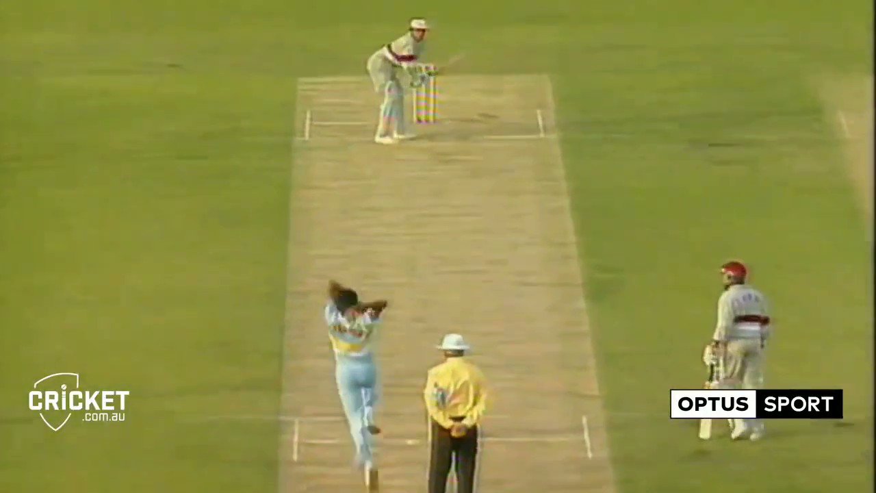 Wishing the Legend Javagal Srinath a very Happy Birthday...
Look at the shape on that ball... 