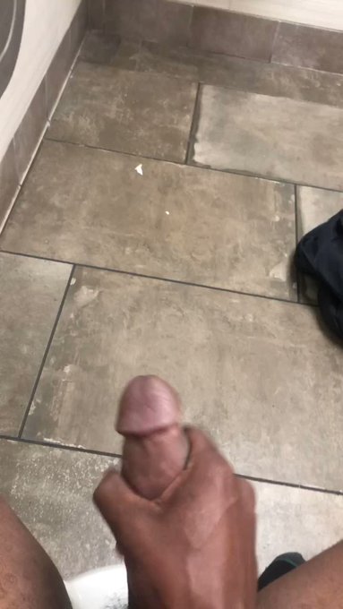 I just be at work horny asf 😮&zwj;💨😮&zwj;💨 https://t.co/OeFklTEXZM<a href="/tag/dickwithapurpose"class="tags"><span>#dickwithapurpose</span></a>