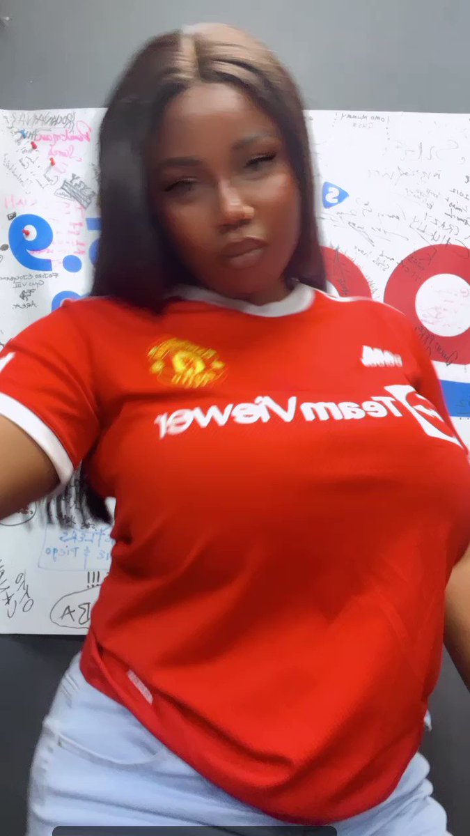 RT @TheRadioLioness: Baby is fire ! It is @ManUtd forever. https://t.co/EMyQ0EZbZR