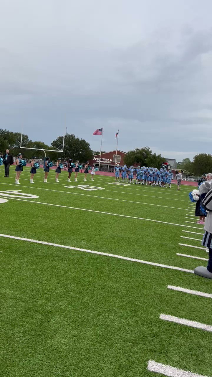 Emerson High School on Twitter "It’s game time! EHSMavsFB vs Woodrow