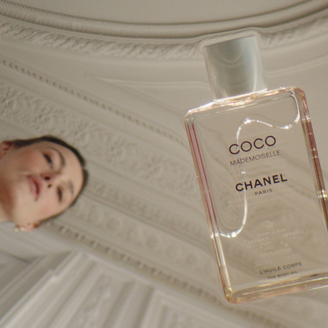 CHANEL on X: FOLLOW ME IF YOU CAN The art of taking a moment to yourself.  To complete your bathtime ritual, envelop your skin in The Body Oil, whose  silky texture revives