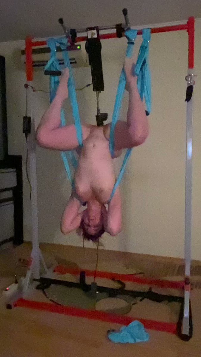 Model - Elena917 submissive