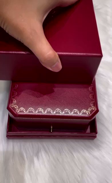 HoQhbtRLU4awUX6v.jpg:large