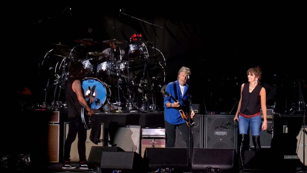 Nooruddean on Twitter: "Paul McCartney and Chrissie Hynde singing Oh