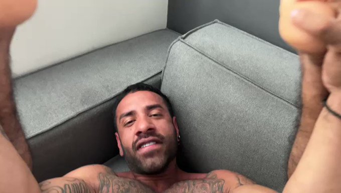 I’m the happiest boy in the world, after alpha @JasonVarioXXX and daddy completely wreck my pussy. 🤤🤤🤤

https://t