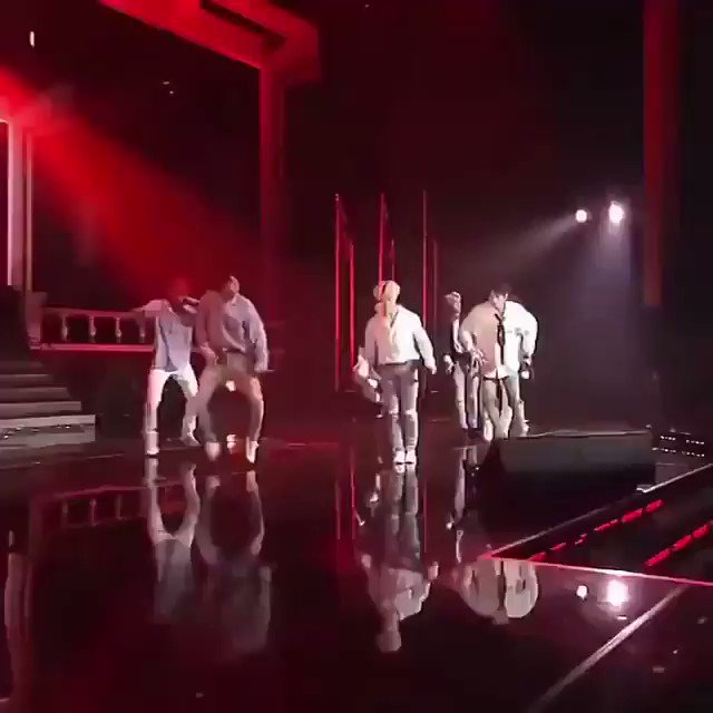 RT @THVARCHIVES: Taehyung performing fire is just too hot https://t.co/ip6Vv8l6F6