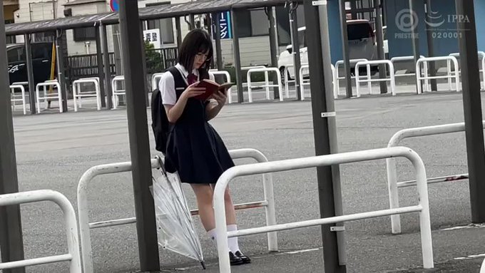 ねっちょりセックスに溺れる文系女子。 ねっちょり中出し4連… https://t.co/lZiE2bmQIY