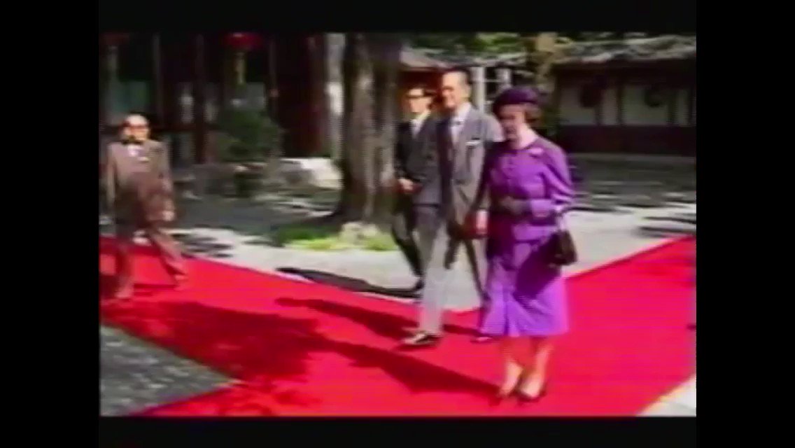Neysun Mahboubi on Twitter "QE2 meets Xiaoping in Beijing, 1986 https