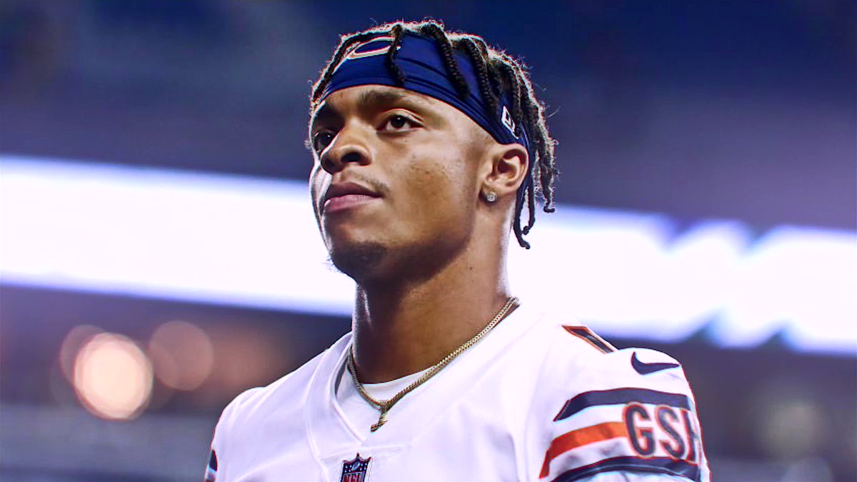 braggs-in-the-stands-on-twitter-rt-dwcprodz-chicago-bears-2022-hype