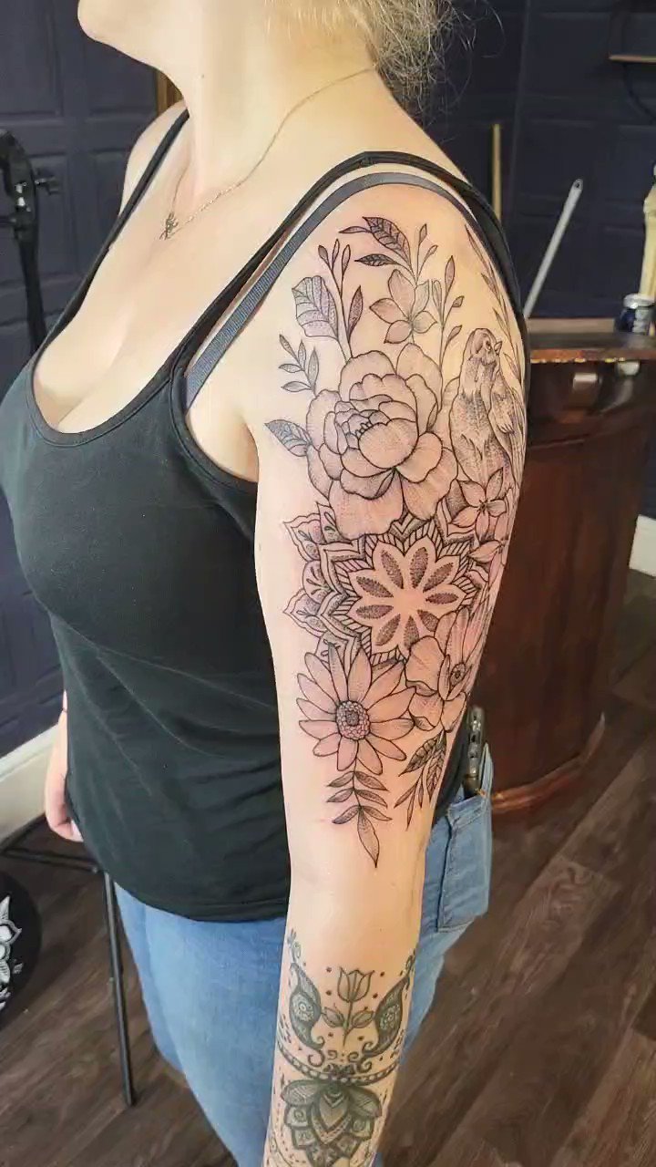 logan-hazzard-on-twitter-love-doing-these-line-work-tattoos-6-hour