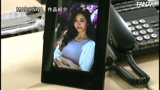 ヌードモデルNTR 上司と羞恥に溺れた妻の衝撃的浮気映像 … 愛弓りょう https://t.co/R8yaERHoYX