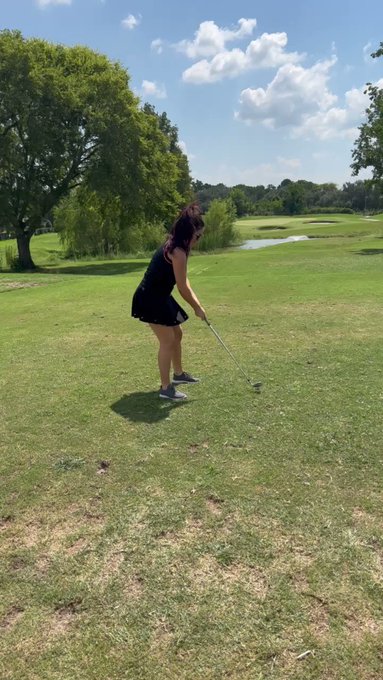 Some fun on the course today #golf #golfgirl https://t.co/5NhaZH99ai
