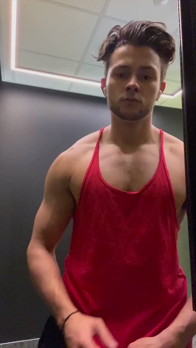 little pump https://t.co/7krwHtke3S