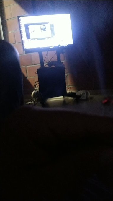 Hungry ?
#master #feet  #footmasters 
@chaturbate @FindomShawnRT AlphaPromoRT @AlphaMaleWorld1 @RT4Masters