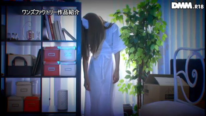 もしも背後霊が痴女だったら．．．

本編はリプ欄から 👇
https://t.co/LtAfROxmLm