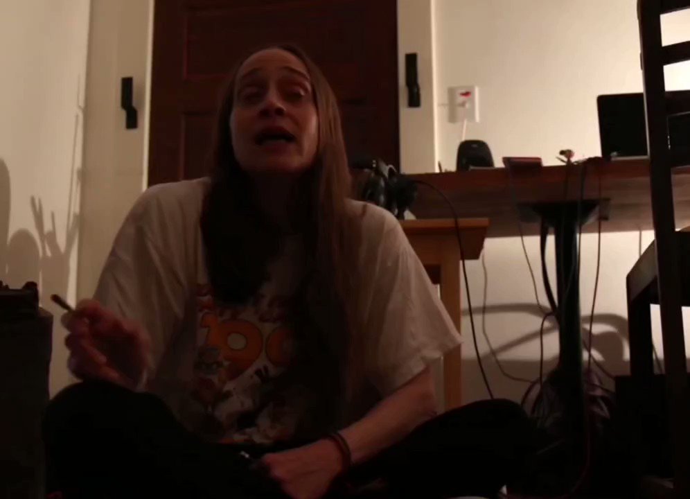 Happy birthday fiona apple!!! 