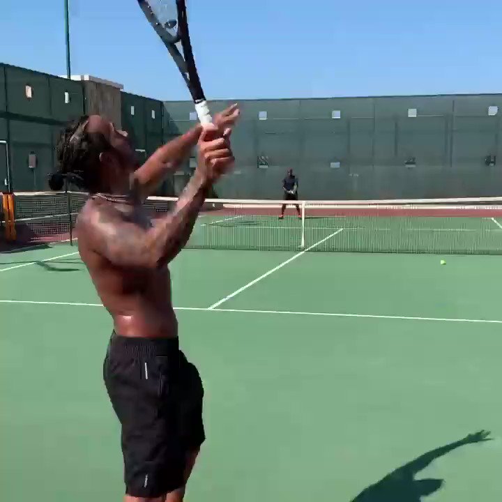 RT @racing4mercedes: Didn't knew I needed to see Lewis Hamilton playing tennis until now tbh https://t.co/SuDMImYjAf