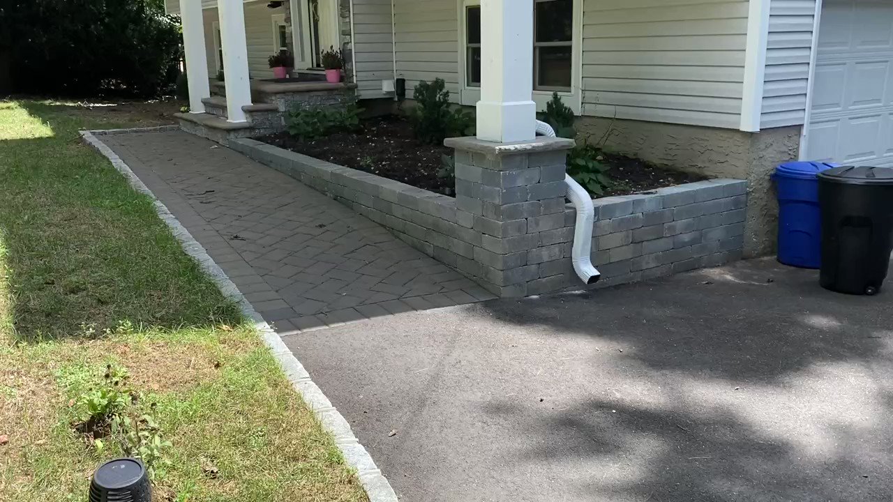 Gutters and Leaders by NewRick (metagutters) / Twitter