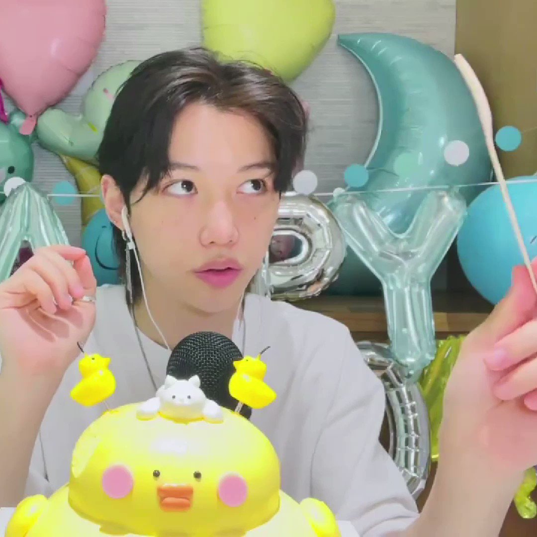 just lilix day 🐣🤍 on Twitter "RT seorecord felix asking the million