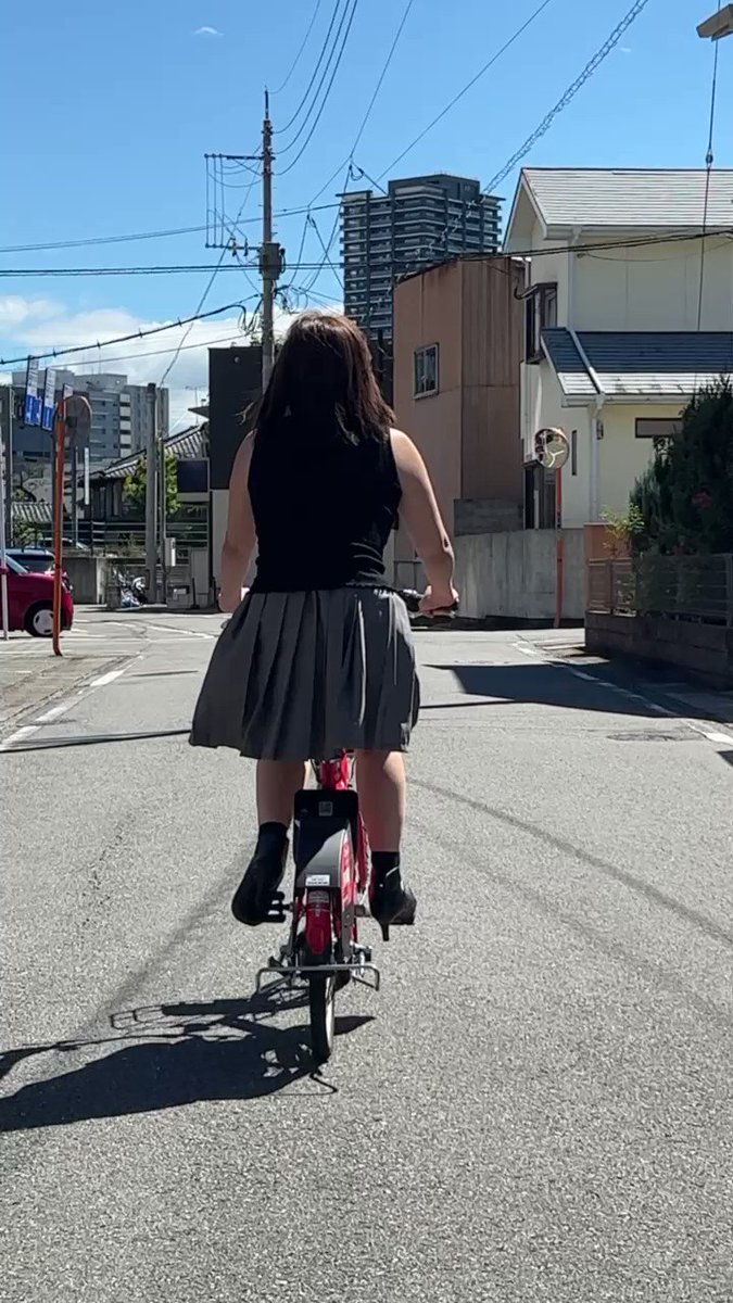自転車 パンチラ動画 表紙画像