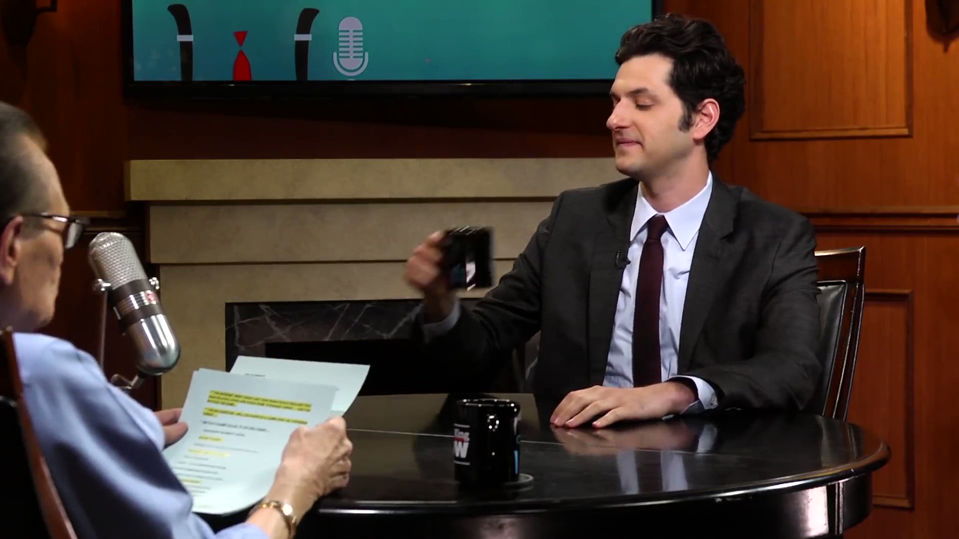 Happy birthday to the talented impressionist, Ben Schwartz!! Hope it\s a good one 