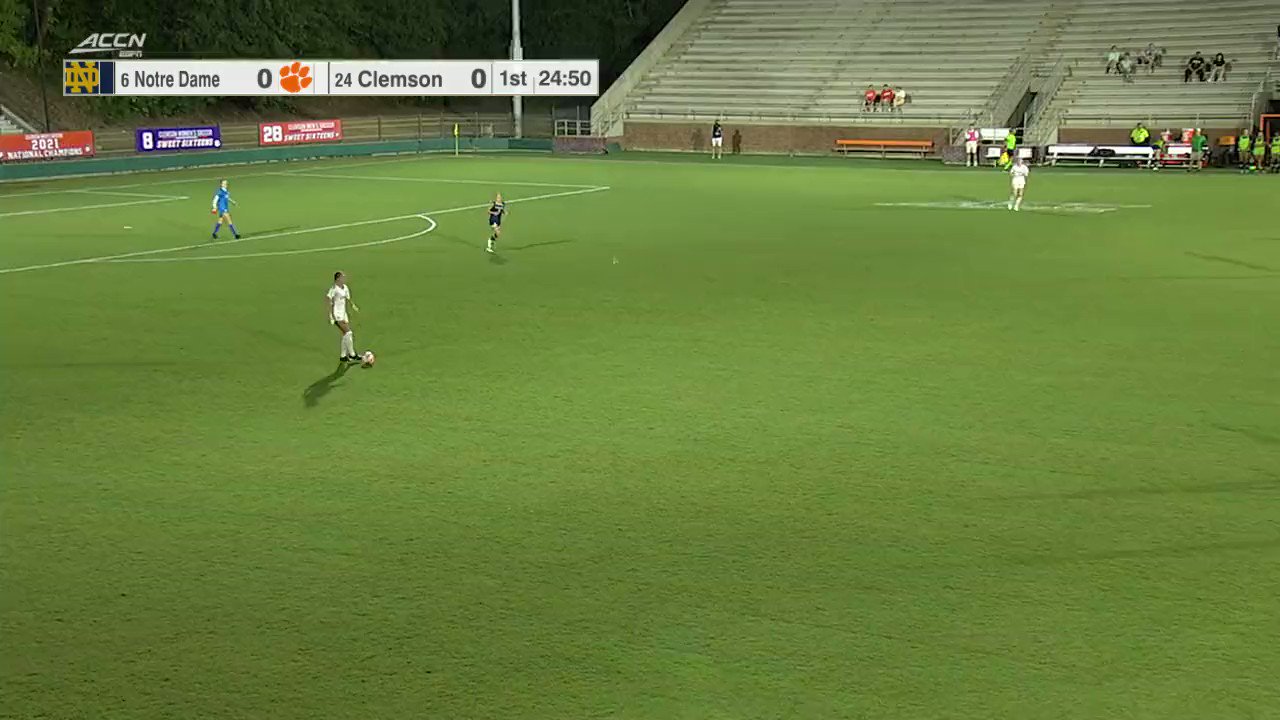 SAMI REGISTERS HER FIRST GOAL OF THE SEASON ‼️

Tigers lead 1-0, with 21 minutes to go in the first! 👏

📺
