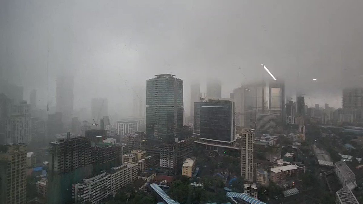 Chutzpah Navi Mumbai (New Mumbai)