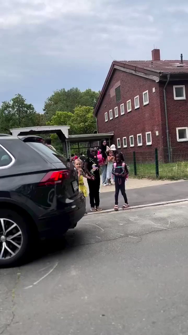 Dipson (Dipson62149614) / Twitter