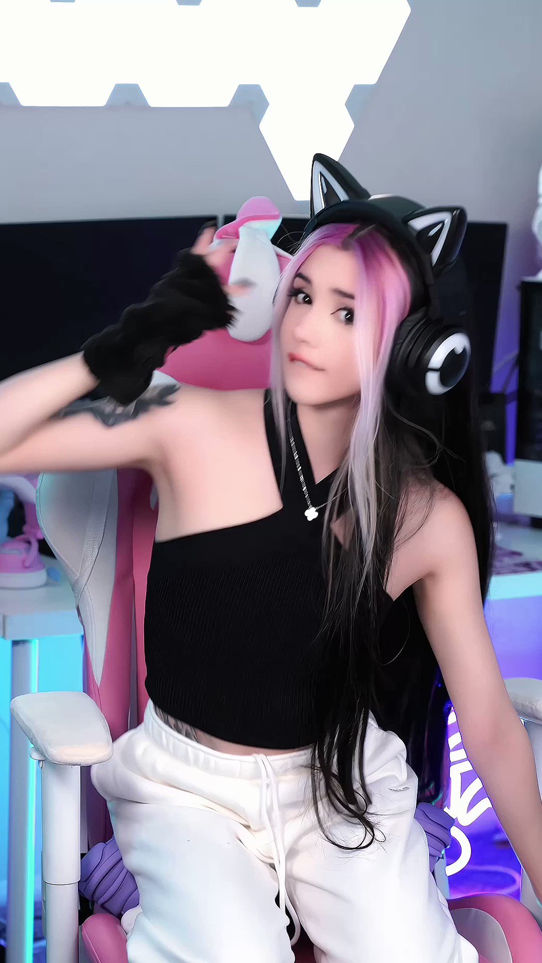 Alyri on Twitter: “Casinoooo 🎮💕 https://t.co/yX9Az4jX7a” / Twitter