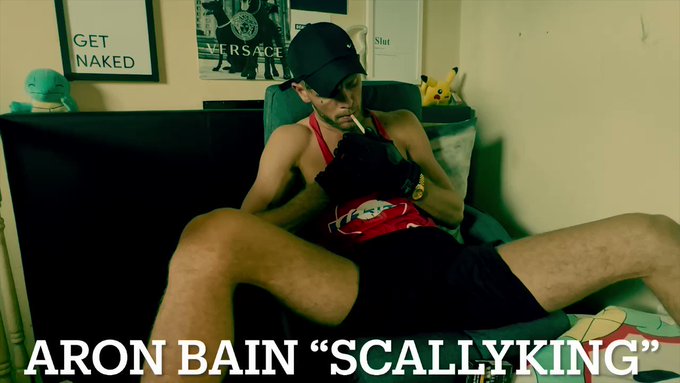 COME GIVE ME BRAIN WHILE I SMOKE CIGARETTES!????
#smoking #scally #councilcock #chav #smokingkink #scumofthearth