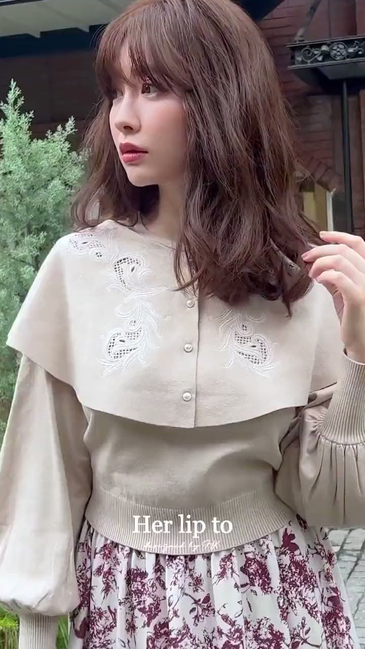 herlipto Royal Lace TrimmingCapePullover | fpac.com.br