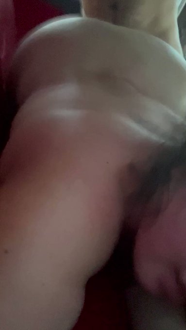 Come fine me on onlyfans for only $3! Lilcurvyqueenb https://t.co/Puk8o3KobJ